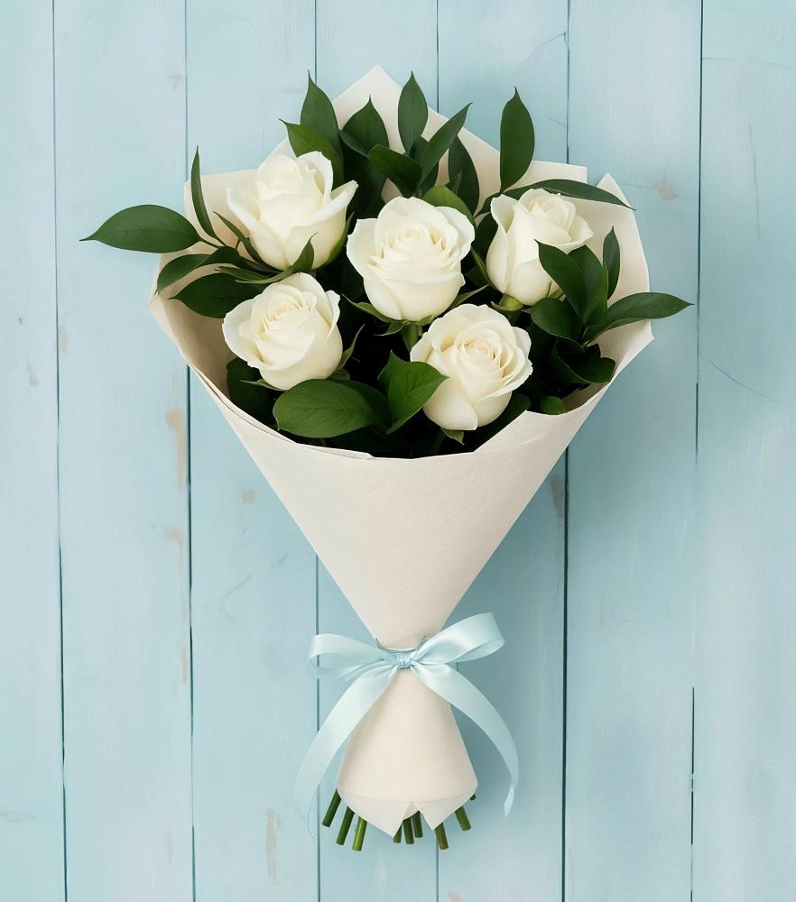 Букет цветов из: Розы в Водный