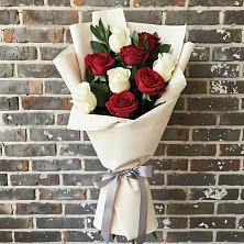 Букет цветов из:  Розы в Водный