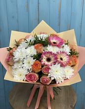 Букет цветов из:  Розы, Герберы и Хризантемы в Водный