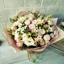 Букет цветов из:  Альстромерии, Розы и Хризантемы #REPLACE_PRED# Водный