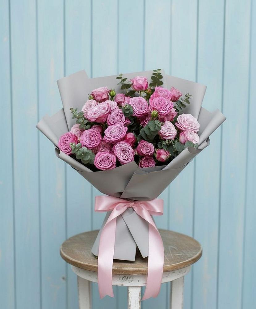 Букет цветов из: Розы в Водный