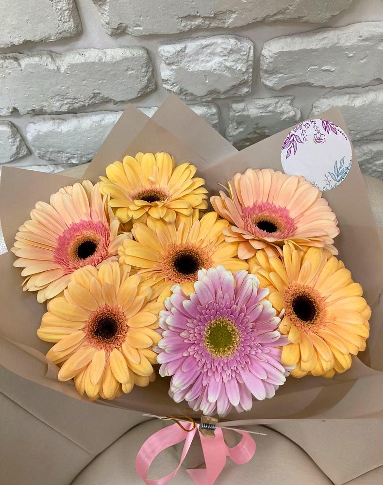 Букет цветов из: Герберы в Водный