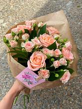 Букет цветов из:  Розы #REPLACE_PRED# Водный