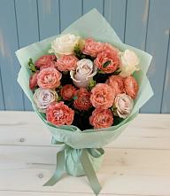 Букет цветов из:  Розы в Водный