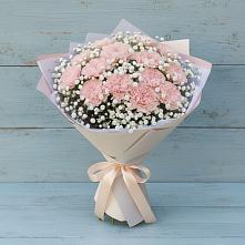 Букет цветов из:  Гвоздики в Водный