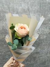 Букет цветов из:  Розы в Водный