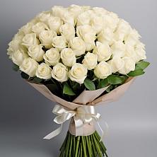 Букет 101 беля роза Белоснежка в Водный
