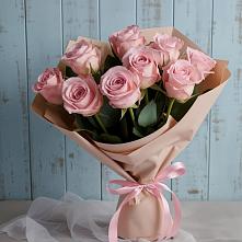 Букет цветов из:  Розы в Водный