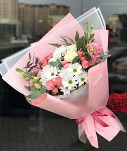 Букет цветов из:  Розы, Лизиантусы и Хризантемы #REPLACE_PRED# Водный