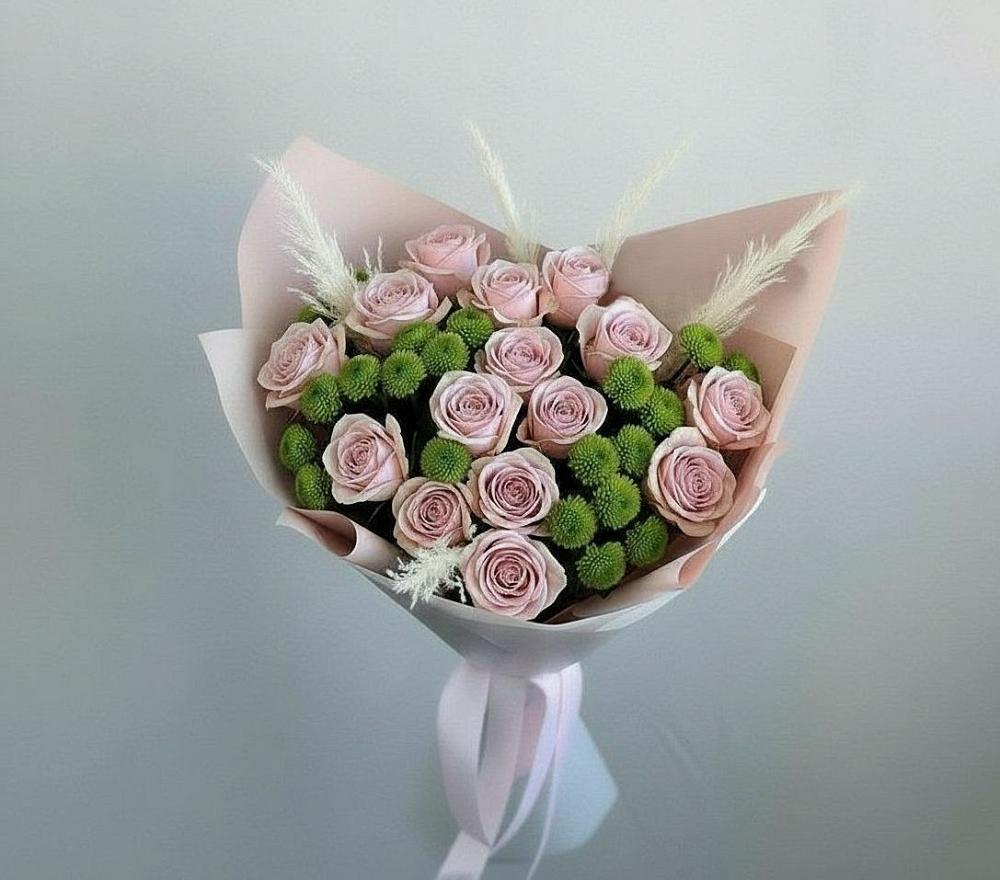 Букет цветов из: Розы и Хризантемы в Водный