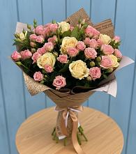 Букет цветов из:  Розы в Водный