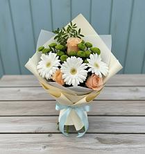 Букет цветов из:  Герберы, Розы и Хризантемы в Водный