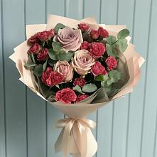 Букет цветов из:  Гвоздики и Розы #REPLACE_PRED# Водный