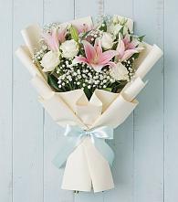 Букет цветов из:  Лилии в Водный